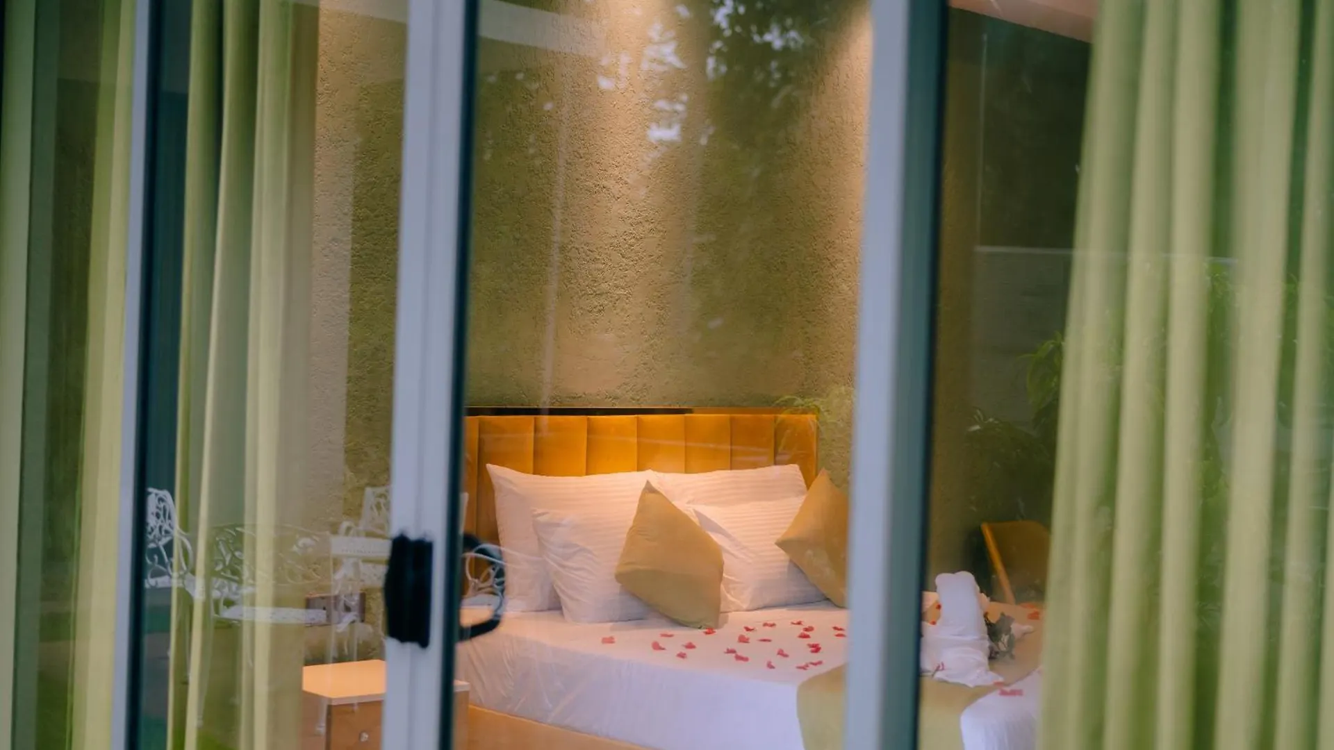 Ranowell Hotel نيجومبو 3*,  سريلانكا