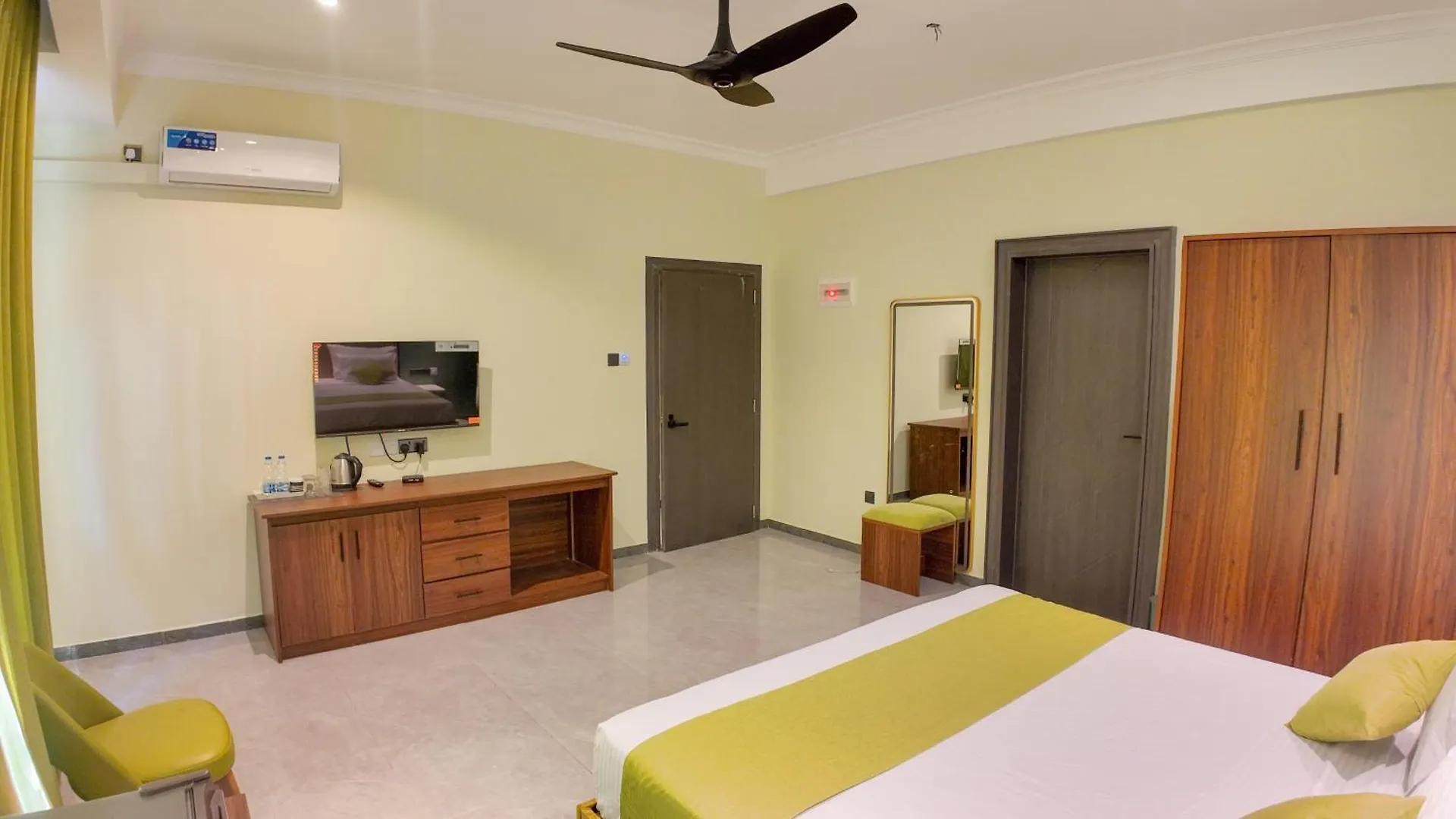 Ranowell Hotel نيجومبو